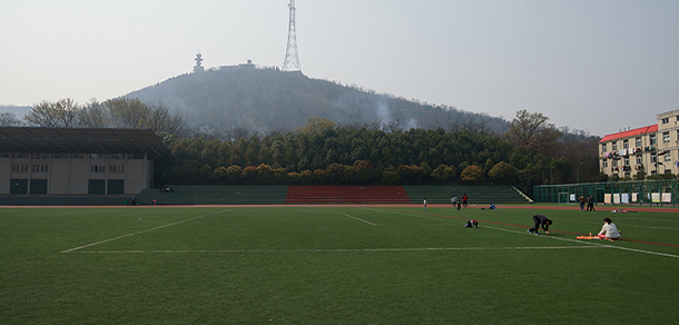 淮南職業(yè)技術(shù)學(xué)院 - 最美大學(xué)