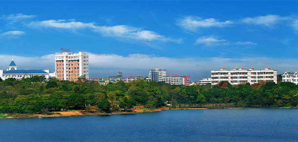 華東交通大學 - 最美大學