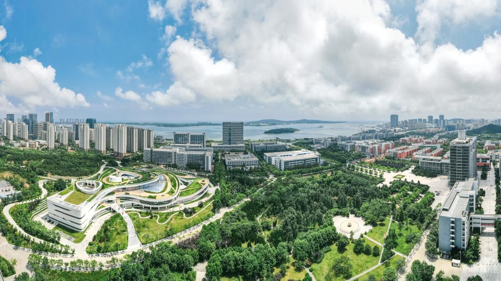 中國石油大學(xué)（華東）-校園風(fēng)景