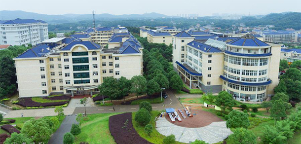 岳陽職業(yè)技術(shù)學(xué)院 - 最美大學(xué)