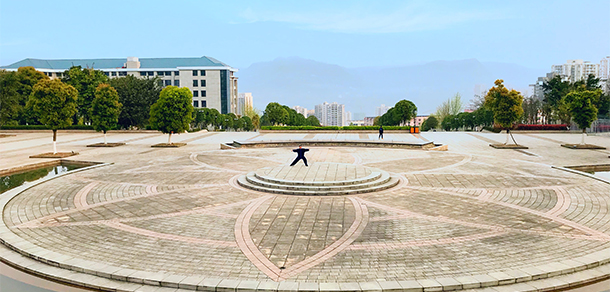 重慶三峽學(xué)院 - 最美大學(xué)