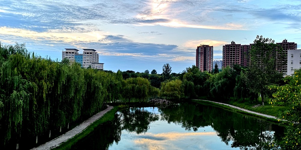 成都中醫(yī)藥大學(xué)-校園風(fēng)景